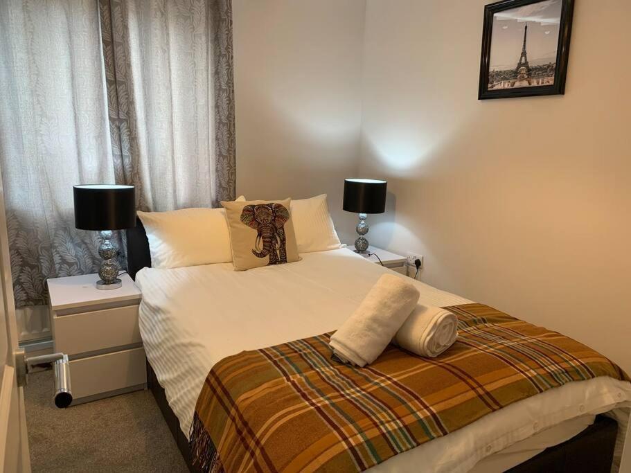 Aqua Dreams - Serviced Luxury Modern Belfast City Centre 2 Bed Apartment Luaran gambar