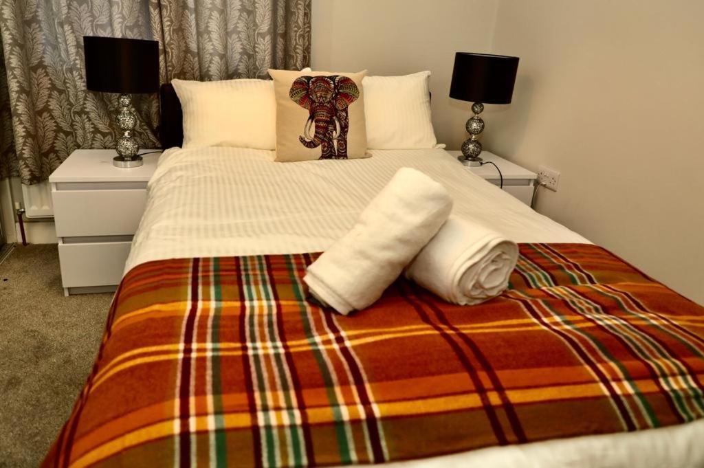 Aqua Dreams - Serviced Luxury Modern Belfast City Centre 2 Bed Apartment Luaran gambar